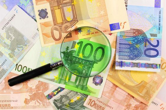 Các tờ tiền giấy Euro